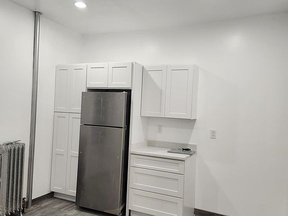 3rd image of 2355 Southern Blvd #2355