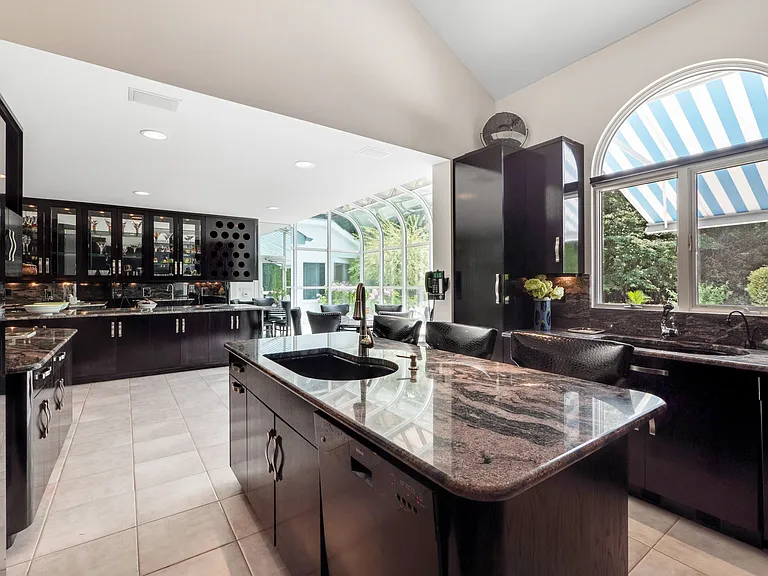 9 Plume Grass Way — Photo 10