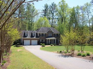 1220 Pebble Meadows Dr, Lewisville, NC 27023
