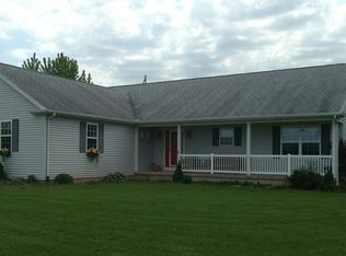 5 Doane Dr, Mansfield, IL 61854
