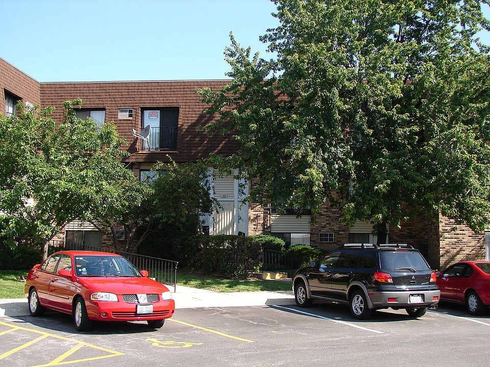 1st image of 162 Waters Edge Dr #101