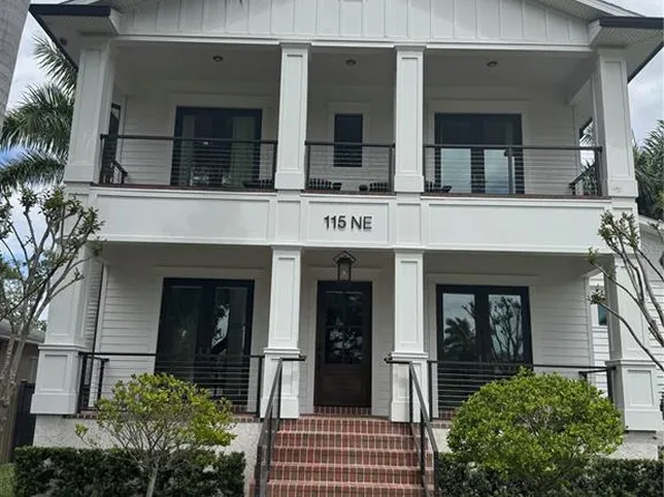 115 27th Ave NE, Saint Petersburg, FL 33704