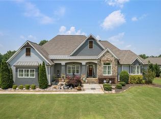 6438 Winter Harbor Dr, Flowery Branch, GA 30542