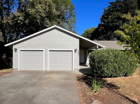 3041 SE Timberlake Dr, Hillsboro, OR 97123