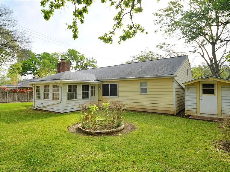 11502 Toledo Dr — Photo 26