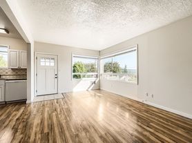 920 Jefferson St, Oregon City, OR