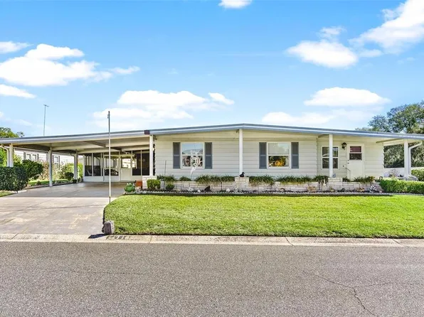 718 Surrey Pl, Leesburg, FL 34748