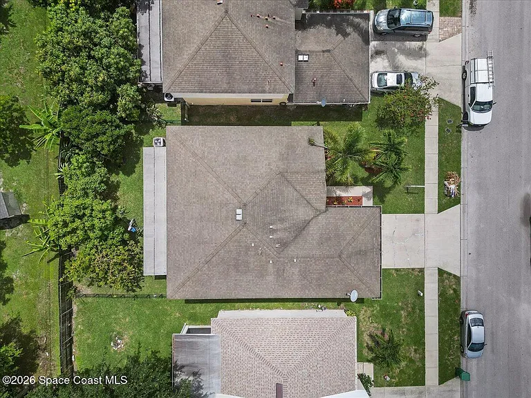 4635 Elena Way — Photo 29