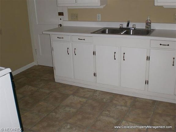 3rd image of 1189 Brockley Ave