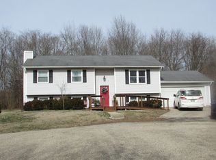 1294 County Road 895 E, Carmi, IL 62821