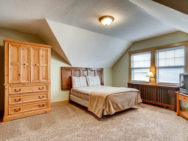 3535 N Josephine St — Photo 10