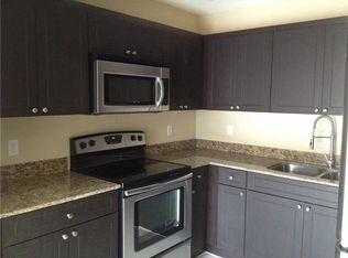 1801 Bayberry Dr, Hollywood, FL 33024