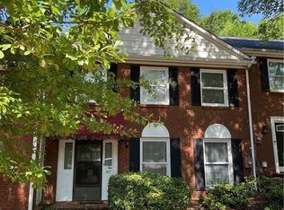 167 Willow Stream Ct, Roswell, GA 30076