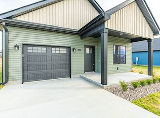 114 Joiner Ave, Elkton, KY 42220