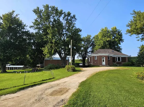 E2910 State Highway 82, De Soto, WI 54624