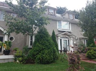 74 Arborway, Jamaica Plain, MA 02130