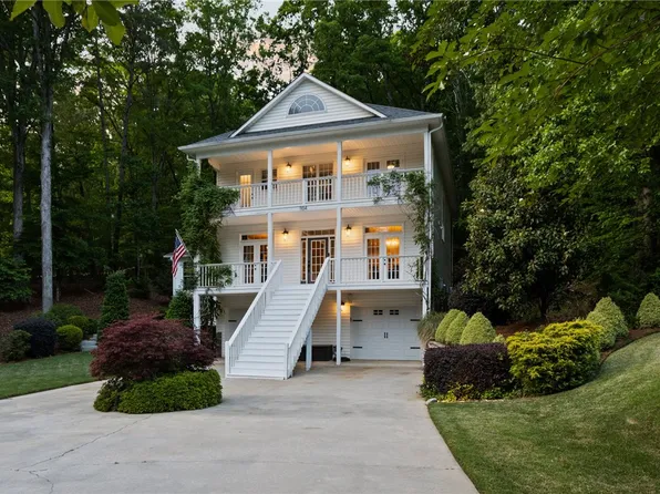 1104 Chickasaw Dr, Westminster, SC 29693