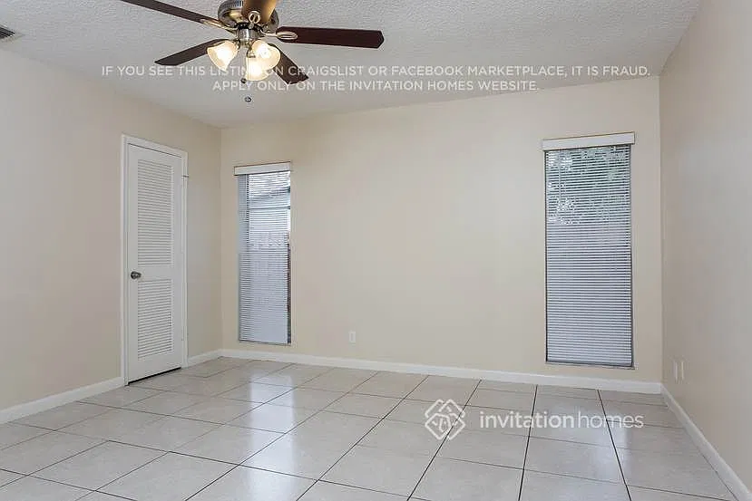 4030 NE 2nd Ave Pompano Beach, FL 33064 — Photo 2