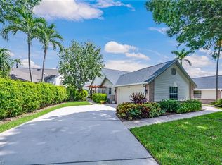 6610 Ilex Cir, Naples, FL 34109