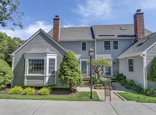 120 Prospect St APT 21, Ridgefield, CT 06877