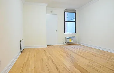 Rented by Urban Real Estate Inc