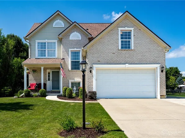 2075 Pacer Trl, Dayton, OH 45434