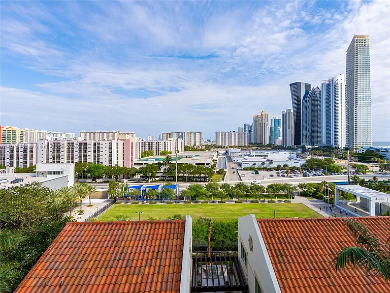 250 Sunny Isles Blvd #31 — Photo 6