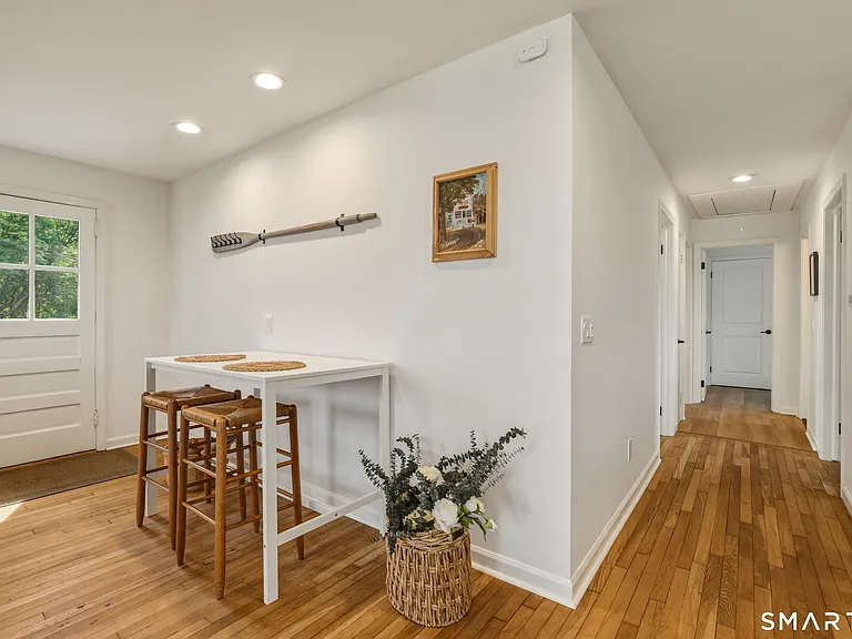 69 Daniel Ave — Photo 15