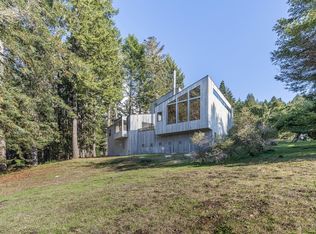 393 Longmeadow Rd, The Sea Ranch, CA 95497