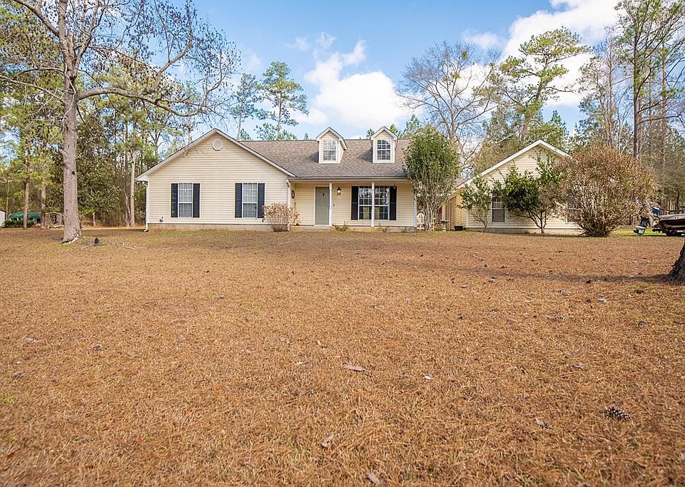 1st image of 162 Bucklake Dr