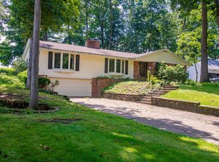 445 S Countryside Dr, Ashland, OH 44805