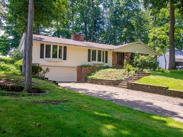445 S Countryside Dr, Ashland, OH 44805