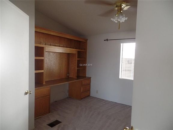 4th image of 601 Lake Superior Ln
