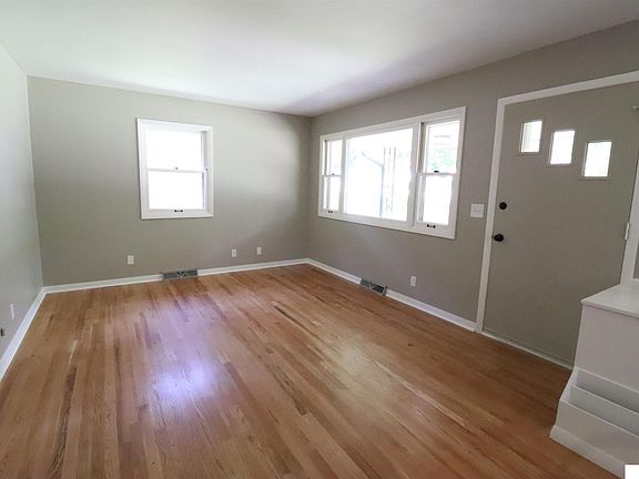 3rd image of 1621 N 57th St