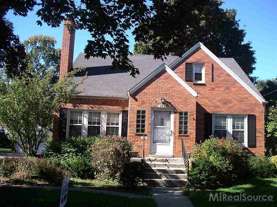 1st image of 142 Lodewyck St