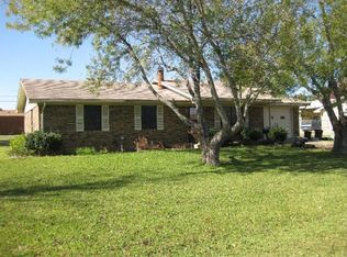 715 Dejay St, Fairfield, TX 75840