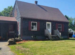 37 Lebanon St, Southbridge, MA 01550