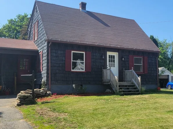 37 Lebanon St, Southbridge, MA 01550