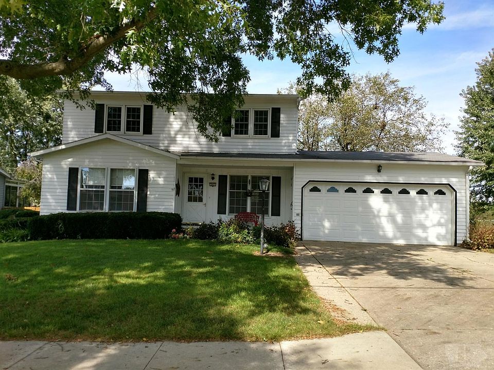 1st image of 207 W Ingledue St