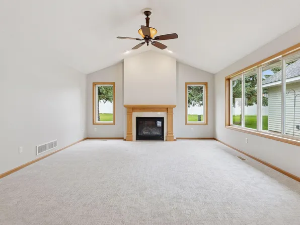 11750 Xenia St NW, Coon Rapids, MN 55433