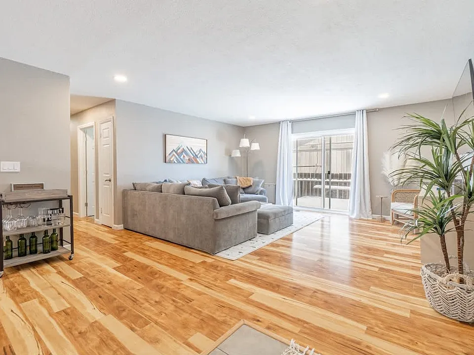 2850 Columbus Way #ID1250758P