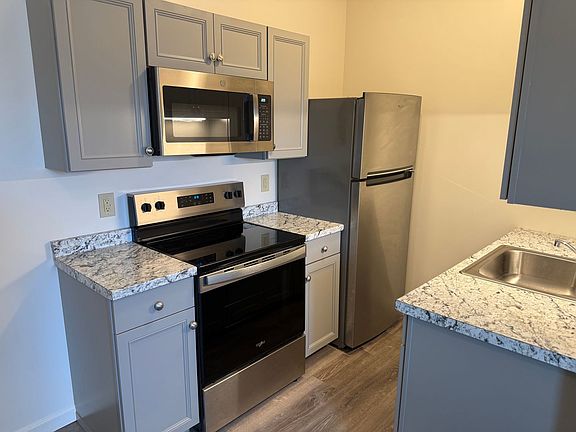 2nd image of 5 Storer St #18