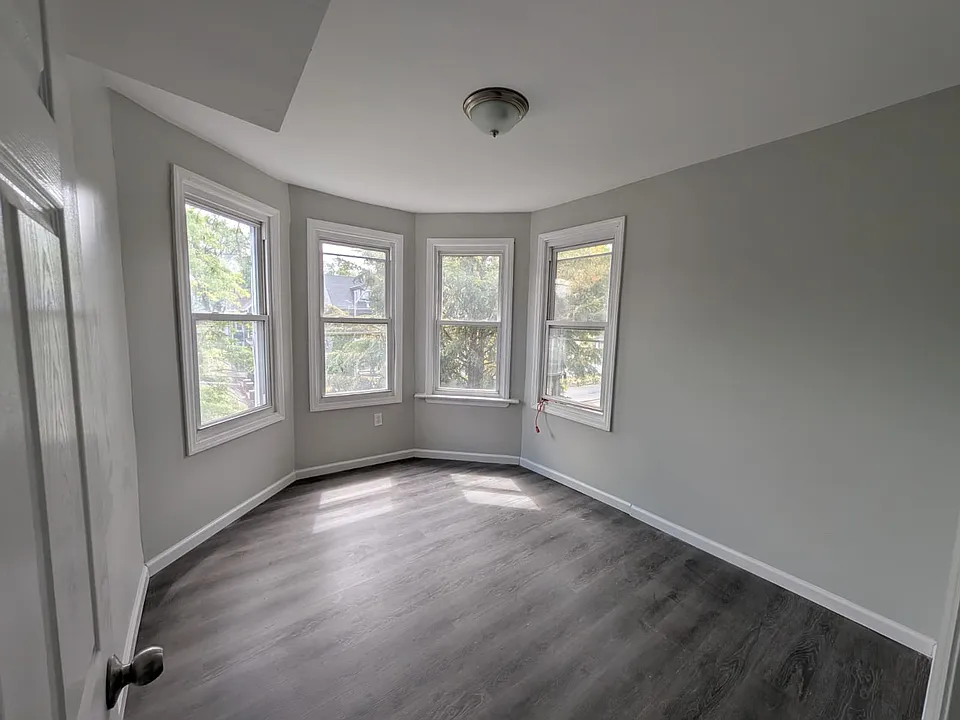 295-296 S Clinton St #2