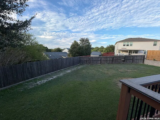 3 bed, 2.0 bath, 1548 sqft, $1,800 — Photo 3