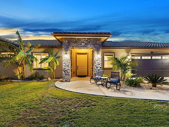 4th image of 31092 Rosebush Ln