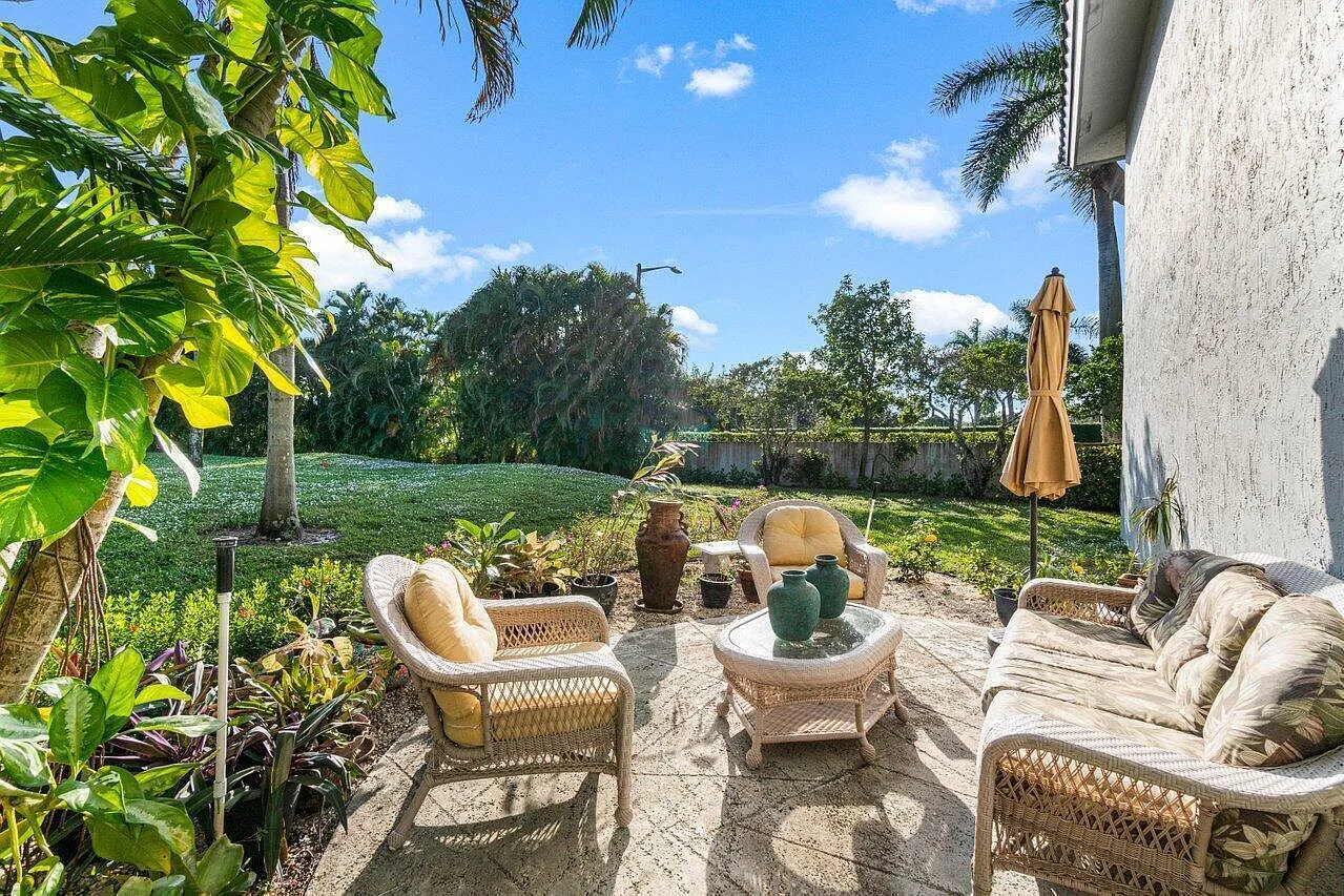 2 bed, 2.0 bath, 1998 sqft, $3,800 — Photo 3