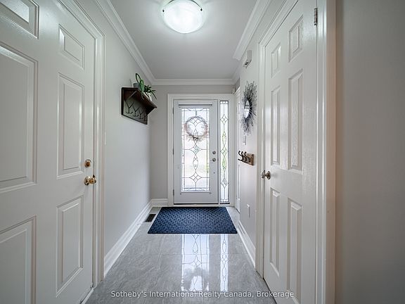 3rd image of 339 Ravineview Way