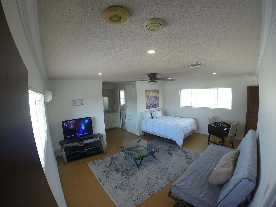 1st image of 6002 Hazelbrook Ave #7