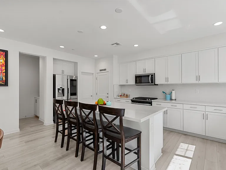 122 Red Brick Dr #6 — Photo 22