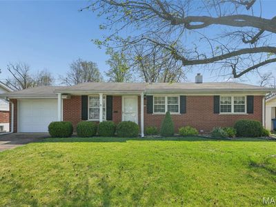 3068 Sedan Dr, Saint Louis, MO, 63125